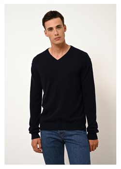 Just Cashmere Kaszmirowy sweter "Tom" w kolorze granatowym ze sklepu Limango Polska w kategorii Swetry męskie - zdjęcie 188610045