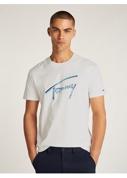 TOMMY JEANS Koszulka w kolorze białym ze sklepu Limango Polska w kategorii T-shirty męskie - zdjęcie 188630658