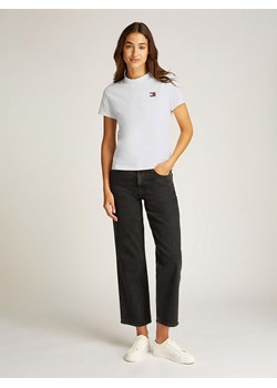 TOMMY JEANS Koszulka w kolorze białym ze sklepu Limango Polska w kategorii Bluzki damskie - zdjęcie 188630718