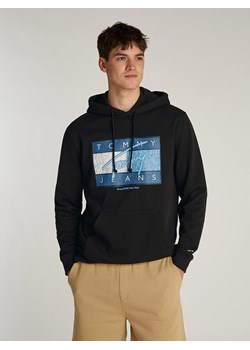 TOMMY JEANS Bluza w kolorze czarnym ze sklepu Limango Polska w kategorii Bluzy męskie - zdjęcie 188631007