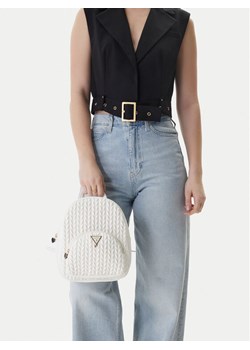 Guess Plecak J5YZ10 WHEG0 Biały ze sklepu MODIVO w kategorii Plecaki dla dzieci - zdjęcie 188632249