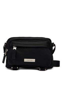 Calvin Klein Saszetka Sleek Utility Camera Bag LV04D3339G Czarny ze sklepu MODIVO w kategorii Torby męskie - zdjęcie 188635866