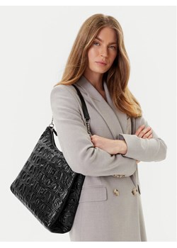 Torebka JOOP! Jeans Iniziale Spiega 4130001147 Czarny ze sklepu eobuwie.pl w kategorii Torby Shopper bag - zdjęcie 188640838