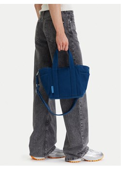 Calvin Klein Torebka Webbing Strap Canvas Small Tote LV04F3384G Niebieski ze sklepu MODIVO w kategorii Torby Shopper bag - zdjęcie 188642047