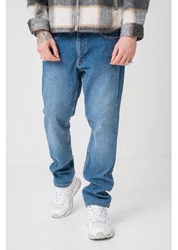 Męskie Spodnie Jeansowe Mustang Style Washington Straight Denim Blue 1016814 5000 582 ze sklepu YouNeedit.pl w kategorii Jeansy męskie - zdjęcie 188642786