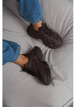 ES8: Ciemnobrązowe sneakersy damskie na grubej podeszwie ze sklepu Estro w kategorii Buty sportowe damskie - zdjęcie 188643115
