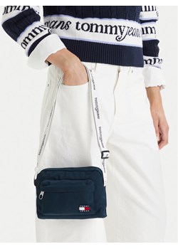 Tommy Jeans Torebka Tjw Ess Daily Crossover AW0AW18462 Écru ze sklepu MODIVO w kategorii Listonoszki - zdjęcie 188644238
