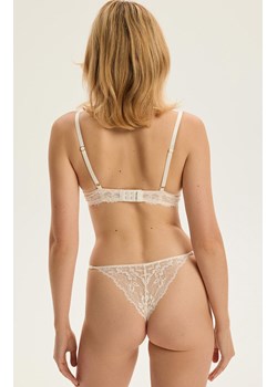 Esotiq koronkowe stringi damskie Cloe 43535-01X, Kolor kremowy, Rozmiar M, Esotiq ze sklepu Intymna w kategorii Majtki damskie - zdjęcie 188646377