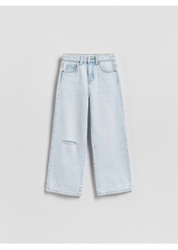 Reserved - Jeansy wide leg z przetarciem - niebieski ze sklepu Reserved w kategorii Spodnie dziewczęce - zdjęcie 188655599