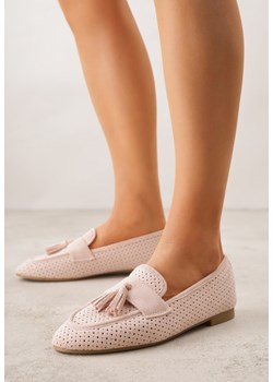 Różowe Perforowane Mokasyny z Imitacji Zamszu Zdobione Frędzlami Vaeliane ze sklepu renee.pl w kategorii Mokasyny damskie - zdjęcie 188667408