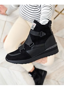 Royalfashion Czarne sportowe botki damskie Sattari ze sklepu royalfashion.pl w kategorii Buty sportowe damskie - zdjęcie 188675195