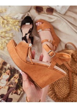 Royalfashion Damskie sandały na koturnie Vialola ze sklepu royalfashion.pl w kategorii Sandały damskie - zdjęcie 188675337