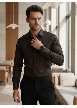 Koszula męska REGULAR FIT elegancka gładka ciemnobrązowa Dstreet DX2685 ze sklepu DSTREET.PL w kategorii Koszule męskie - zdjęcie 188675697