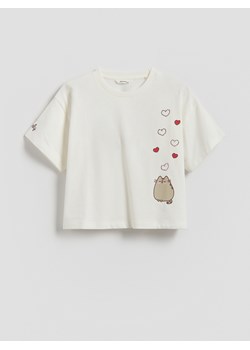 Reserved - Bawełniany t-shirt Pusheen - złamana biel ze sklepu Reserved w kategorii Bluzki dziewczęce - zdjęcie 188675728