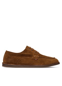Półbuty Tommy Hilfiger Stitchdown Suede Derby FM0FM05841 Brązowy ze sklepu eobuwie.pl w kategorii Półbuty męskie - zdjęcie 188676268