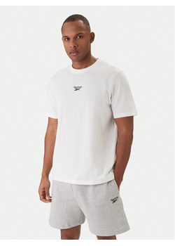 Reebok Komplet t-shirt i spodenki Baz RK25609CCM Szary Regular Fit ze sklepu MODIVO w kategorii Spodenki męskie - zdjęcie 188677279