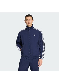 adidas Bluza Firebird KE1365 Granatowy Regular Fit ze sklepu MODIVO w kategorii Bluzy męskie - zdjęcie 188677319