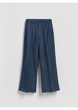 Reserved - Jeansy flare z kantem - granatowy ze sklepu Reserved w kategorii Jeansy damskie - zdjęcie 188679229