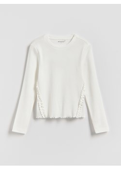 Reserved - Bluzka z falbanką - złamana biel ze sklepu Reserved w kategorii Bluzki dziewczęce - zdjęcie 188679406