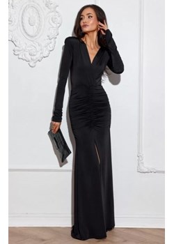 Długa dopasowana sukienka z efektownym marszczeniem czarna ze sklepu intimiti.pl w kategorii Sukienki - zdjęcie 188681986
