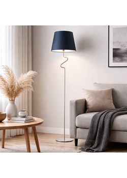 Minimalistyczna lampa stojąca do salonu FOGO na chromowanym stelażu ze sklepu Lysne w kategorii Lampy podłogowe - zdjęcie 188689168