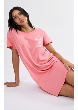 Triumph bawełniana koszula nocna damska na krótki rękaw 10225066-00BE, Kolor jasnoróżowy, Rozmiar 36, Triumph ze sklepu Intymna w kategorii Koszule nocne - zdjęcie 188691807