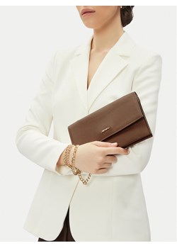 Torebka JENNY JNY-H-001-07 Brązowy ze sklepu eobuwie.pl w kategorii Kopertówki - zdjęcie 188691925