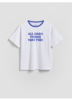 Reserved - T-shirt z napisem - złamana biel ze sklepu Reserved w kategorii Bluzki dziewczęce - zdjęcie 188695289