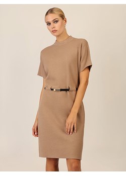 APART Sukienka dzianinowa w kolorze karmelowym ze sklepu Limango Polska w kategorii Sukienki - zdjęcie 188699895