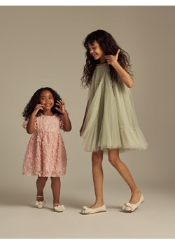 Reserved - Tiulowa sukienka - jasnozielony ze sklepu Reserved w kategorii Sukienki dziewczęce - zdjęcie 188709728