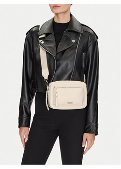 Torebka DeeZee DZE-S-012-07 Écru ze sklepu eobuwie.pl w kategorii Listonoszki - zdjęcie 188711527