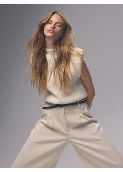 Reserved - Spodnie z szerokimi nogawkami - złamana biel ze sklepu Reserved w kategorii Spodnie damskie - zdjęcie 188714939