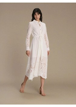 Sinsay - Sukienka midi z ażurowymi wstawkami - biały ze sklepu Sinsay w kategorii Sukienki - zdjęcie 188715765