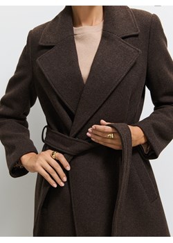 Mohito - Czekoladowy płaszcz z wełną - ciemnobrązowy ze sklepu Mohito w kategorii Płaszcze damskie - zdjęcie 188718606