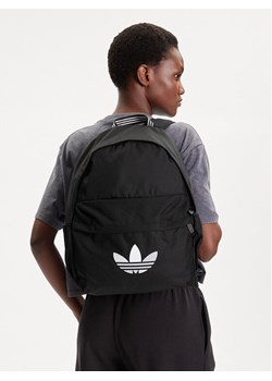 Plecak adidas Adicolor Classic JX0209 Czarny ze sklepu eobuwie.pl w kategorii Plecaki - zdjęcie 188720388