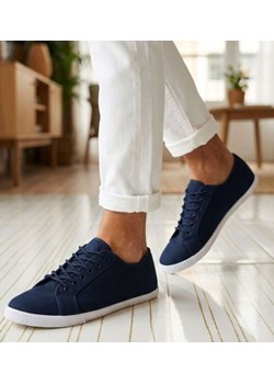 Sznurowane granatowe trampki męskie z tkaniny /D3-3 18720 T280/ ze sklepu Pantofelek24.pl w kategorii Trampki męskie - zdjęcie 188721969