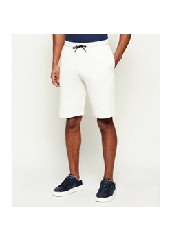 GUESS ACTIVE Szorty JHONNY | Regular Fit ze sklepu Gomez Fashion Store w kategorii Spodenki męskie - zdjęcie 188731485