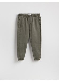Reserved - Jeansy jogger fit - zielony ze sklepu Reserved w kategorii Jeansy męskie - zdjęcie 188733939