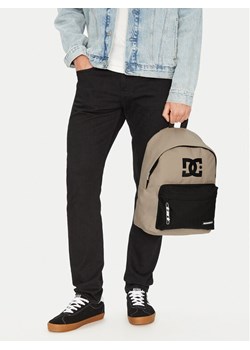 Plecak DC Shoes DCI-P-002-07 Brązowy ze sklepu eobuwie.pl w kategorii Torby męskie - zdjęcie 188747607
