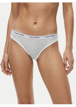 Calvin Klein Underwear Stringi LV00QD5209 Kolorowy ze sklepu MODIVO w kategorii Majtki damskie - zdjęcie 188758387