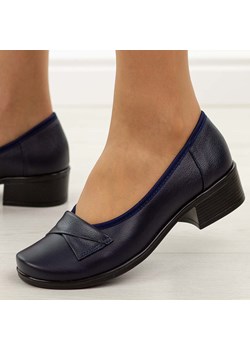 Granatowe Polskie półbuty damskie Gregors 569 ze sklepu suzana.pl w kategorii Półbuty damskie - zdjęcie 188759166