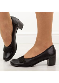 Czarne skórzane Polskie czółenka damskie na obcasie Gregors 1048 ze sklepu suzana.pl w kategorii Czółenka - zdjęcie 188759215