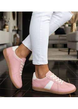 Wiązane snekaersy damskie różowe pastelowe /E6-3 18711 T177/ ze sklepu Pantofelek24.pl w kategorii Buty sportowe damskie - zdjęcie 188761728