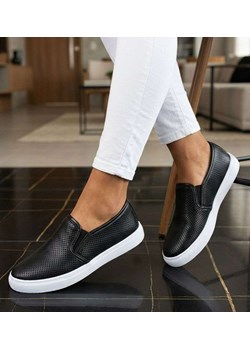 Trampki czarne wsuwane ażurowe tenisówki slip on /F3-2 14771 T184/ ze sklepu Pantofelek24.pl w kategorii Trampki damskie - zdjęcie 188761739