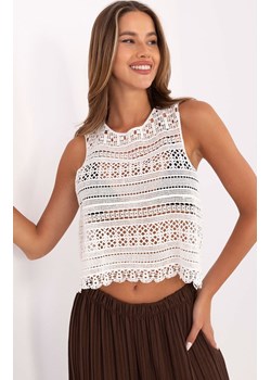 Biały top damski w ażurowe desenie AT-BZ-2051C.33, Kolor biały, Rozmiar S/M, FactoryPrice ze sklepu Primodo w kategorii Bluzki damskie - zdjęcie 188768117