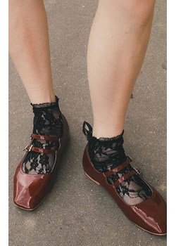 Czarne koronkowe skarpetki damskie Ismena, Kolor czarny, Rozmiar uniwersalny, Fiore ze sklepu Primodo w kategorii Skarpetki damskie - zdjęcie 188768959