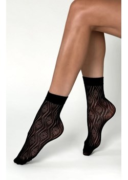 Skarpetki damskie ażurowe czarne KIRA, Kolor czarny, Rozmiar uniwersalny, Veneziana ze sklepu Primodo w kategorii Skarpetki damskie - zdjęcie 188785378