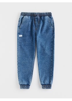 Reserved - Jeansy jogger - niebieski ze sklepu Reserved w kategorii Spodnie chłopięce - zdjęcie 188806427