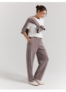 Mohito - Spodnie dresowe z modalem - beżowy ze sklepu Mohito w kategorii Spodnie damskie - zdjęcie 188807456