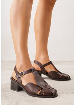 Ciemnobrązowe Sandały na Słupku Ozdobione Wycięciami Rharlan ze sklepu renee.pl w kategorii Sandały damskie - zdjęcie 188809806